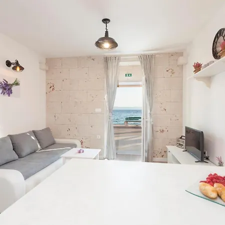 Apartment Antiqua Zivogosce